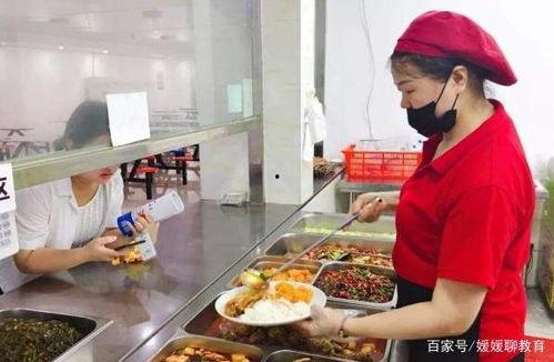 天津黑心配餐爆料者视频,揭露后厨黑幕，曝光食品安全隐患